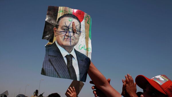 Противники Мубарака перед судом в Каире
