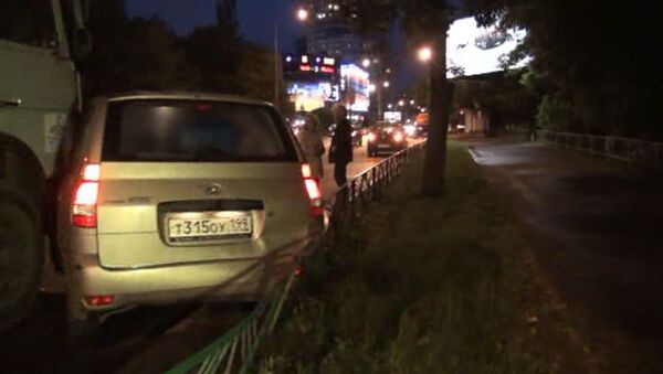 Грузовик протаранил Hyundai в Мск