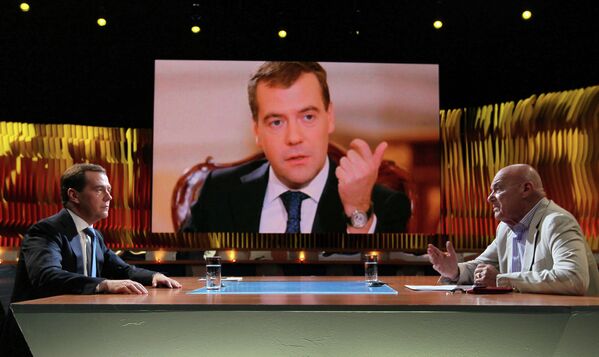 Д.Медведев принял участие в программе Первого канала Познер