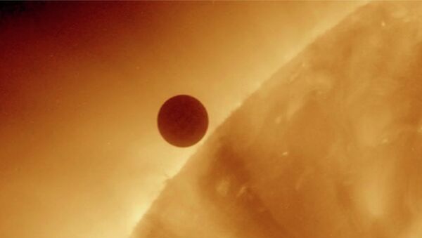 Последнее в XXI веке прохождение Венеры по диску Солнца. Съемка NASA