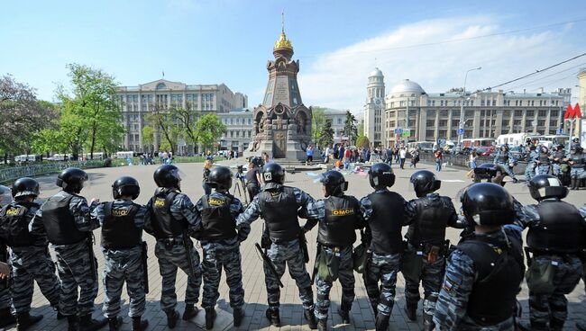 Закон об усилении ответственности на митингах вступил в силу