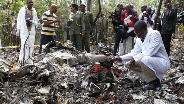 На месте крушения вертолета, в котором погиб министр внутренней безопасности Кении