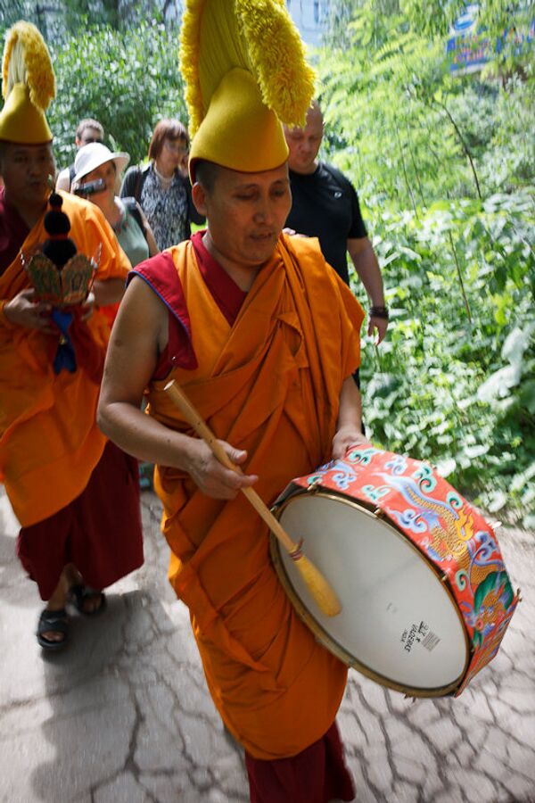 В Самаре в очередной раз буддистские монахи после многодневн