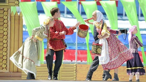 Празднование Дня России в Омске завершилось театрализованным представлением