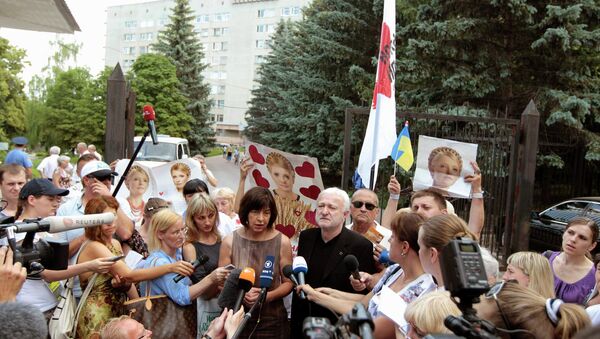 Ребекка Хармс и Вернер Шульц навестили Юлию Тимошенко в больнице Харькова
