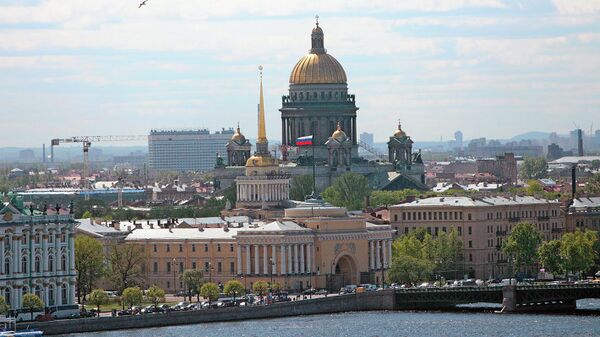 Жители Петербурга осенью обсудят программу сохранения центра города