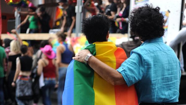Пентагон впервые в истории устроит праздник в честь гомосексуалистов