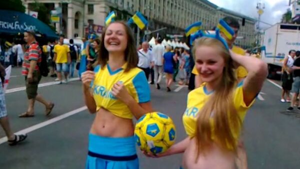 Фанзона в день киевского матча Англия-Швеция