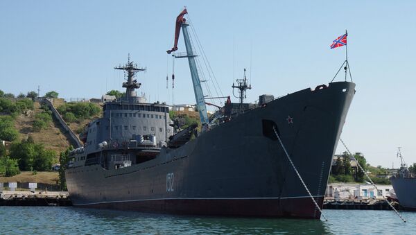 Большой десантный корабль Черноморского флота РФ Николай Фильченков, архивное фото