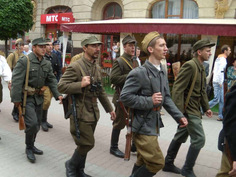 27.05.2012 по центральным улицам Ивано-Франковска прошел Ма