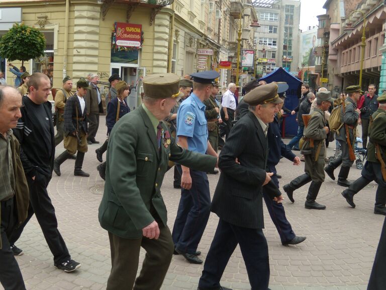 27.05.2012 по центральным улицам Ивано-Франковска прошел Ма