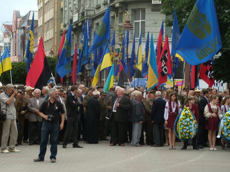 27.05.2012 по центральным улицам Ивано-Франковска прошел Ма