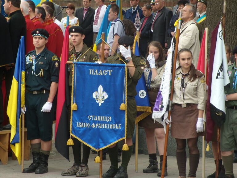 27.05.2012 по центральным улицам Ивано-Франковска прошел Ма