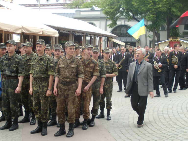 27.05.2012 по центральным улицам Ивано-Франковска прошел Ма