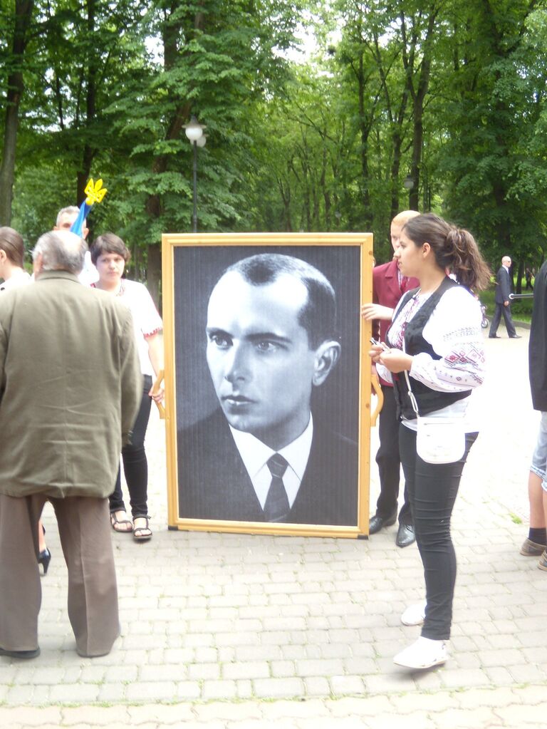 27.05.2012 по центральным улицам Ивано-Франковска прошел Ма