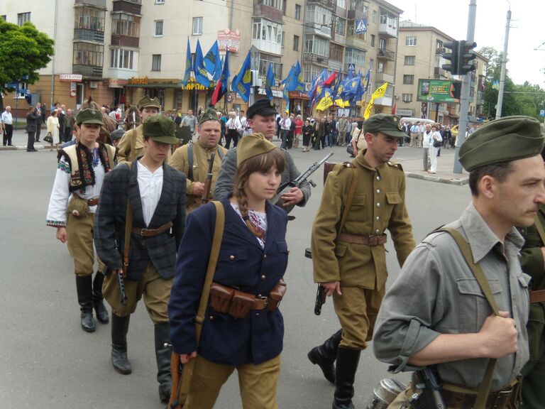 27.05.2012 по центральным улицам Ивано-Франковска прошел Ма