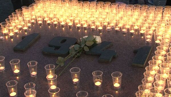 Свечи на Поклонной горе в память о 1418 днях Великой Отечественной
