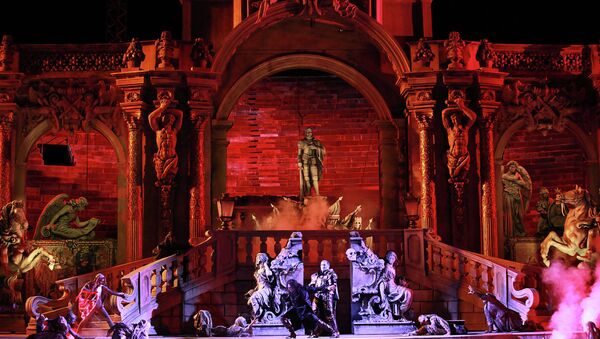 Открытие 90-го фестиваля Arena di Verona. Опера Дон Жуан. Архивное фото