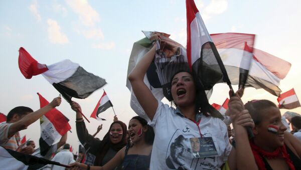 Тысячи людей в Каире вышли поддержать кандидата в президенты Шафика