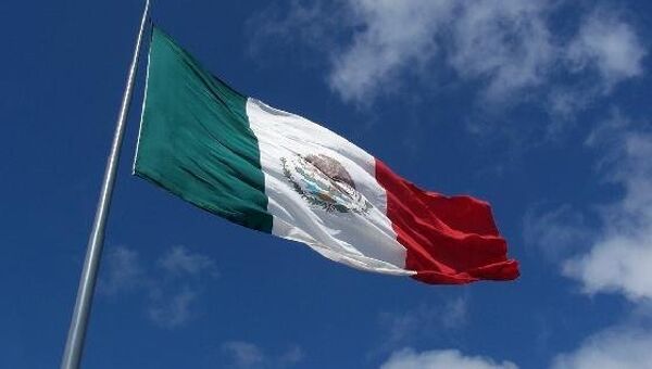 Мексика и Перу отозвали своих послов из Парагвая