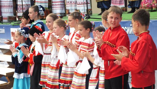 Всероссийский фестиваль фольклорных коллективов в Сочи, архивное фото