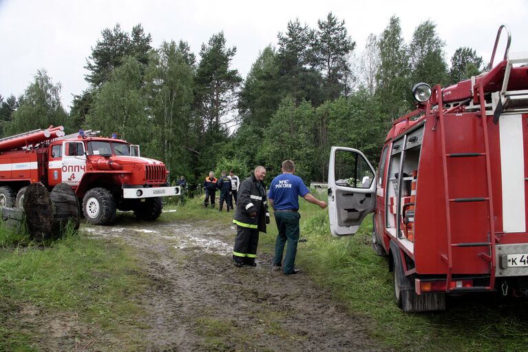 Самолет Су-27 потерпел крушение в районе аэродрома Бесовец