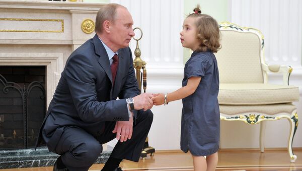 В.Путин встретился с девочкой, которой пересадили сердце