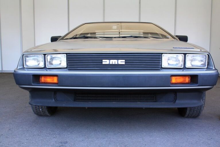 DeLorean DMC-12