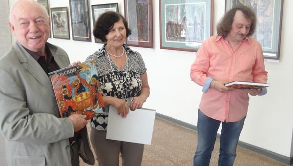 Борис Мессерер привез в Тулу пейзажи Тарусы и портреты Ахмадуллиной