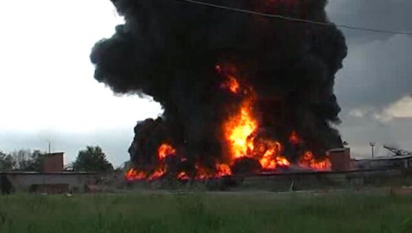 Пожар в нефтехранилище Ангарска. Съемки очевидца 
