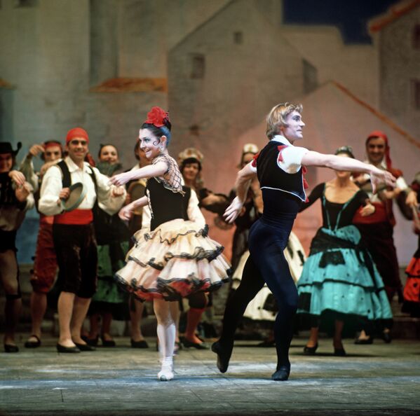 Сцена из балета Людвига Минкуса Дон Кихот