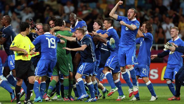 Финалисты Евро-2012 итальянцы поднялись на 6-е место в рейтинге ФИФА