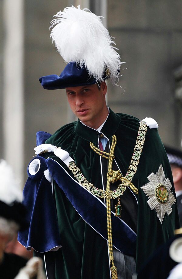 Принц Уильям посвящен в рыцари Ордена Чертополоха