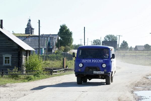 Работа почтальона Почты России в деревне