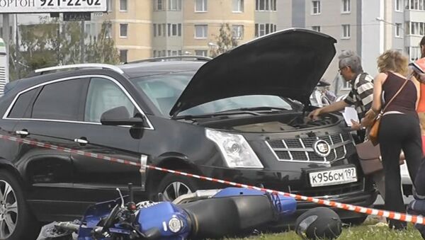 Грабители разбились на мотоцикле в Москве, скрываясь от полицейских