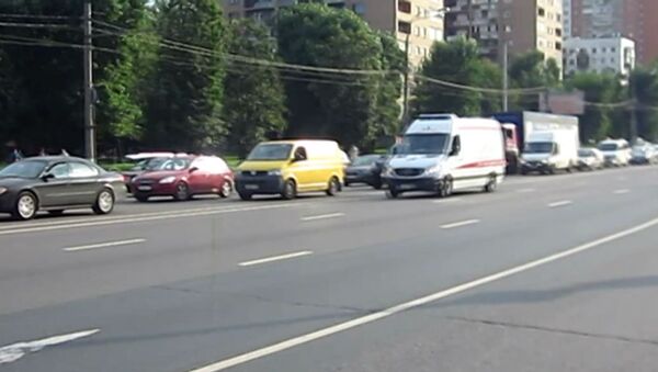 Движение в область на Щёлковском шоссе парализовано