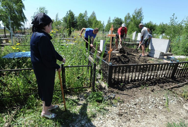 Похороны погибших от наводнения в Краснодарском крае