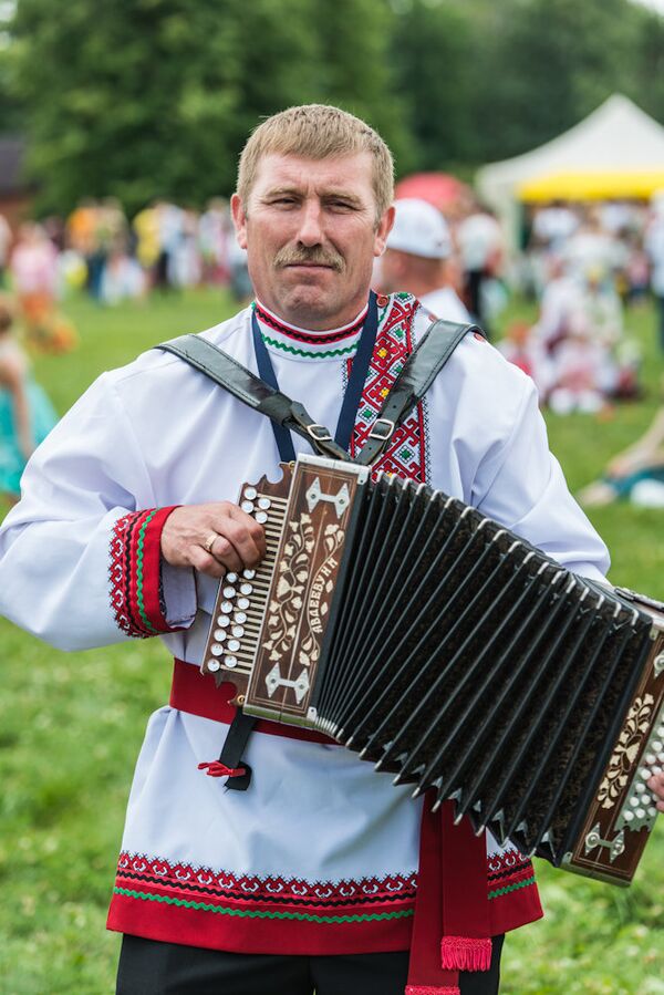 Russian folk music. Украинский музыкальный фольклор. Культура русских. Русский фестиваль. Украинские музыканты современные.