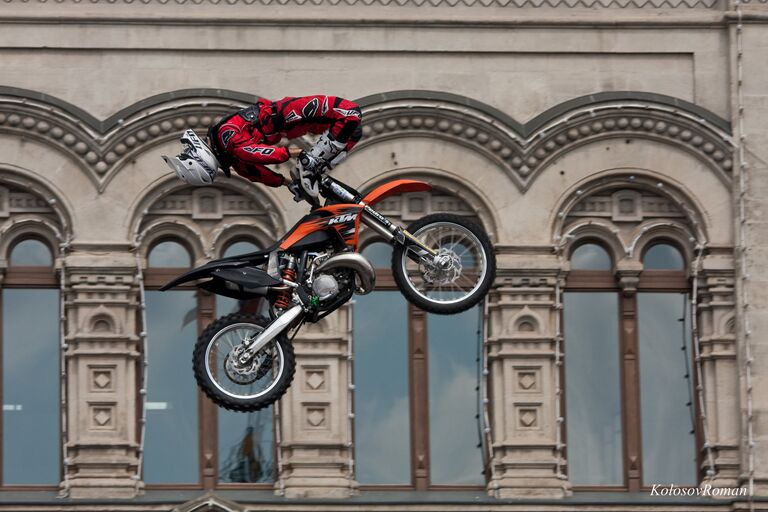 Спорт мотофристайл FMX Москва