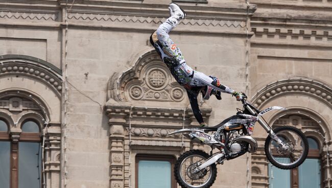 Спорт мотофристайл FMX Москва