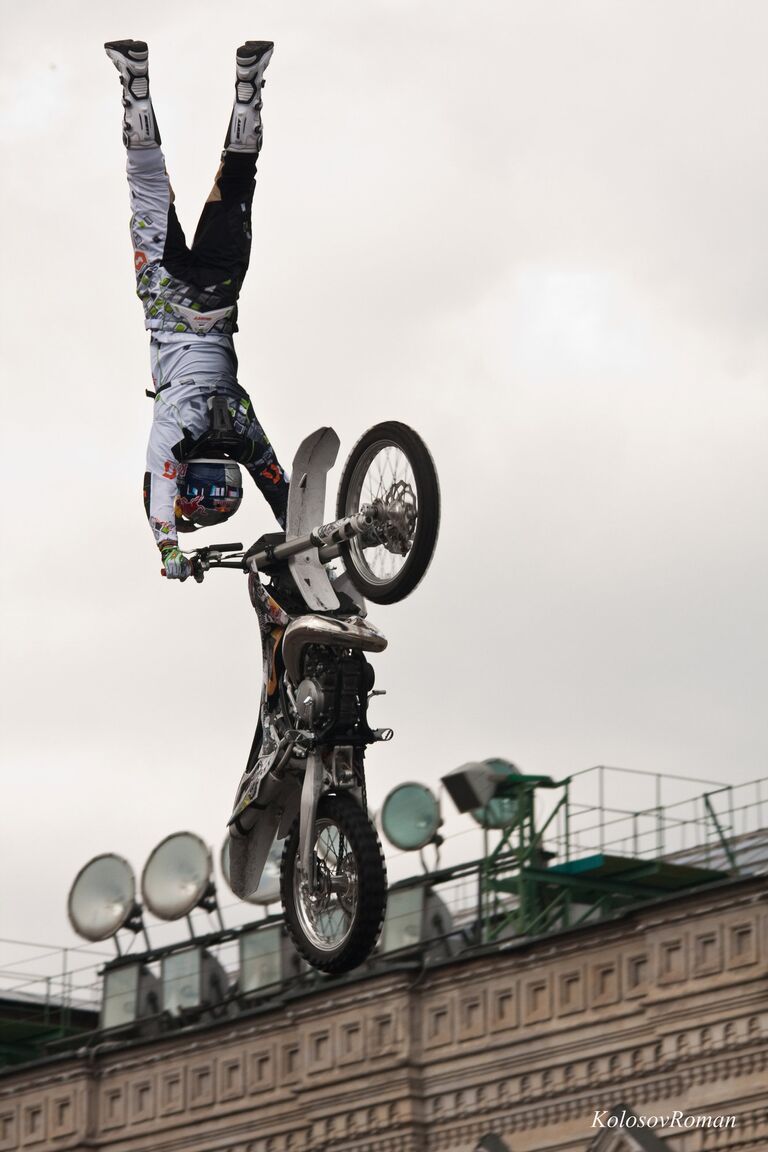 Спорт мотофристайл FMX Москва