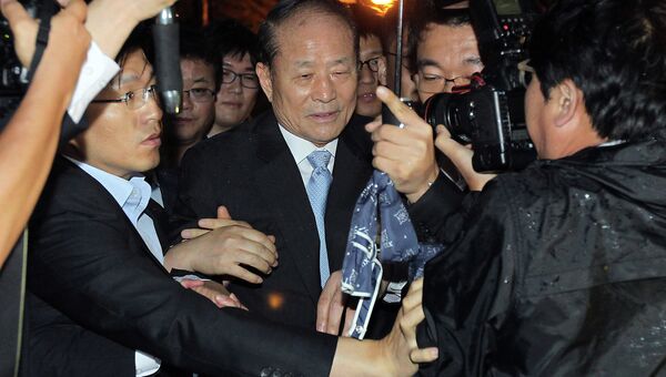 Брат президента Южной Кореи арестован за взяточничество