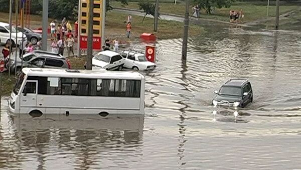 Мощный ливень затопил улицы Одессы. Кадры с места ЧП