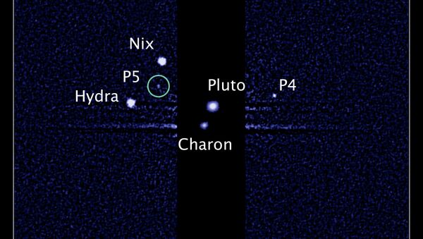 Фото спутников Плутона
