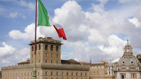 Флаг Италии, архивное фото