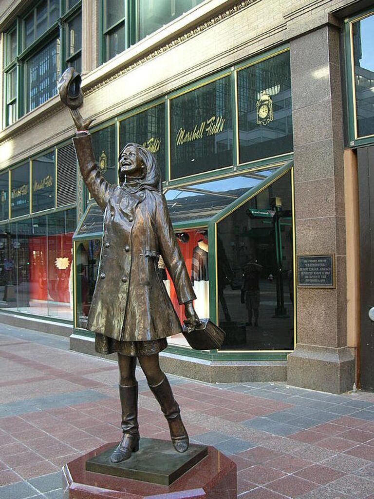 Памятник у Nicollet Mall Памятник у Nicollet Mall