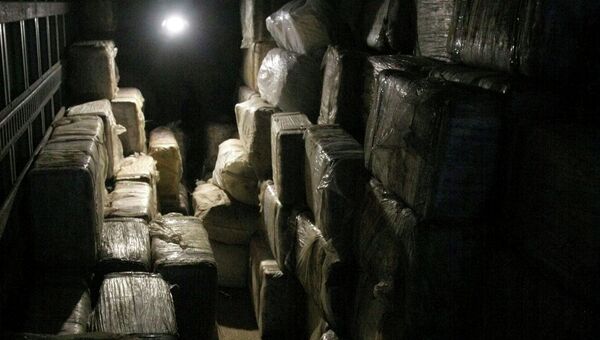 Туннель с 40 тоннами марихуаны обнаружен на границе Мексики и США
