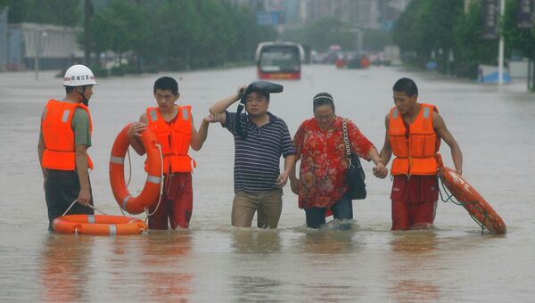Наводнение из-за проливных дождей в провинции Хубэй в Китае