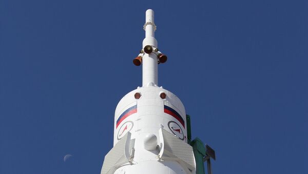 Ракета Союз-ФГ с кораблем Союз ТМА-05Мна старте