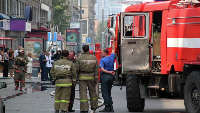 Женщина подожгла себя в приемной Единой России